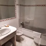 فندق Cervantes